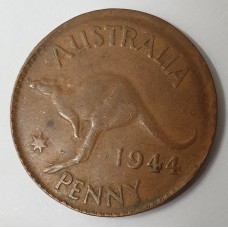 AUSTRALIA 1944Y. ONE 1 PENNY . ERROR . BROADSTRUCK MIS-STRIKE